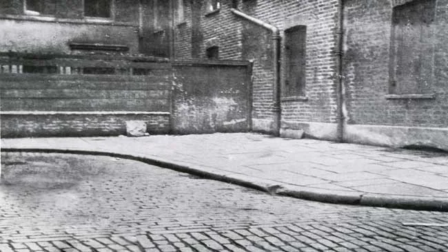 A picture of a corner of Mitre Square